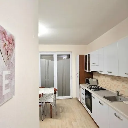 Apartman Chiara Pool