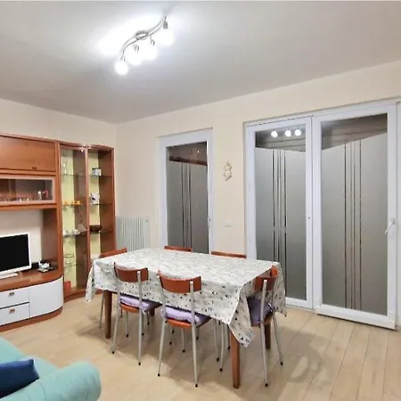 Chiara Pool Apartmán Bardolino